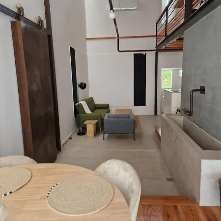 Apartmán Bright & Unique Loft In The Heart Of