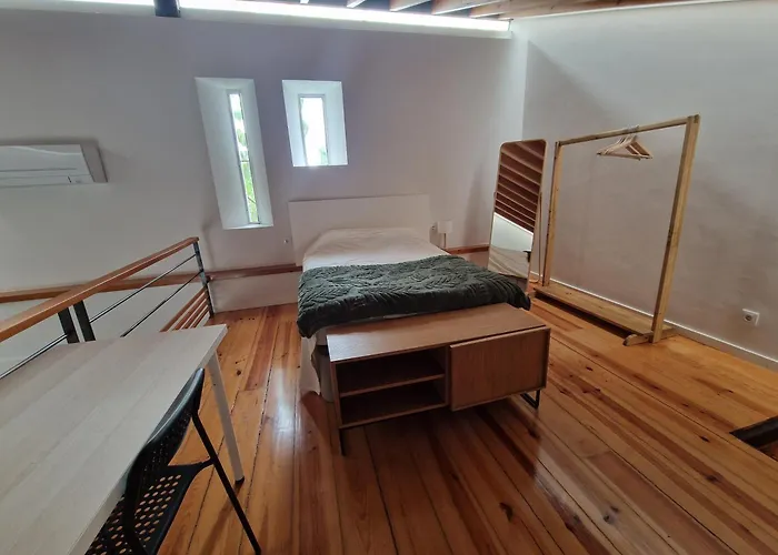 Apartment Bright & Unique Loft In The Heart Of